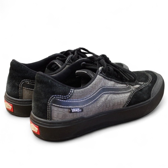 Men's Vans Skateboarding Pro Sneakers - Picture 5 of 9